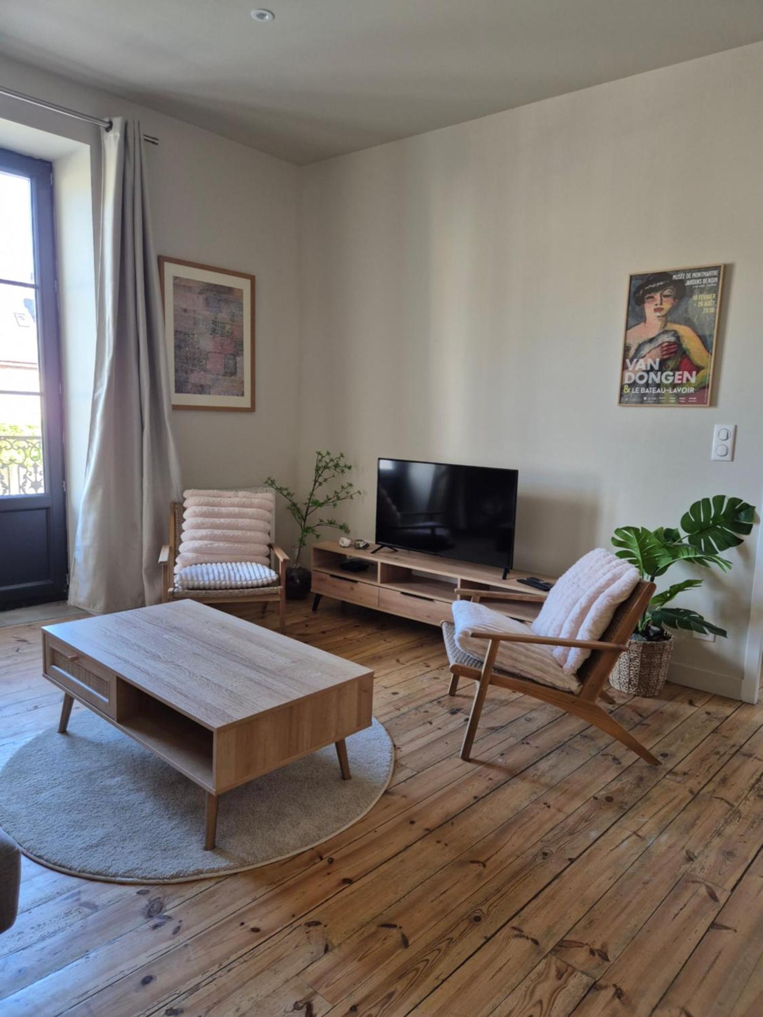 Inlove Apartment